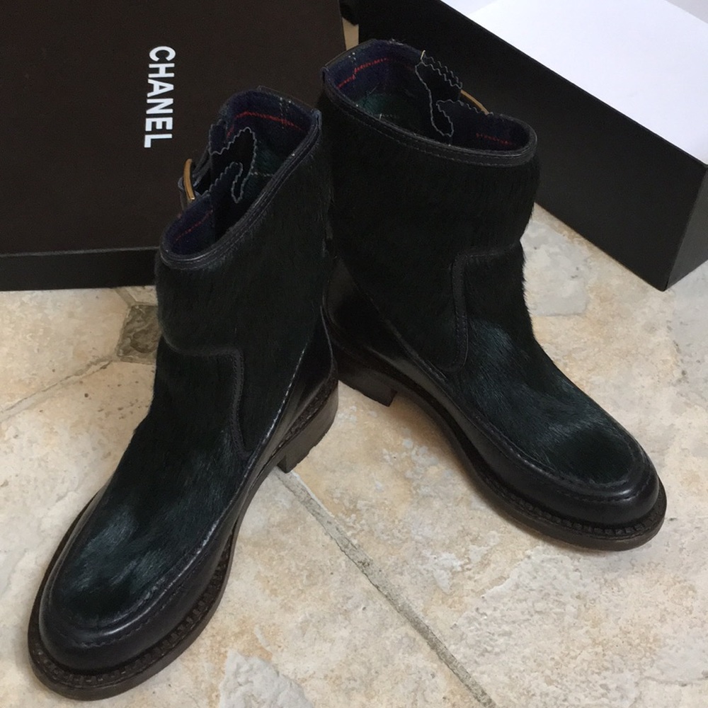 Chanel Boots - Picture 7 of 8